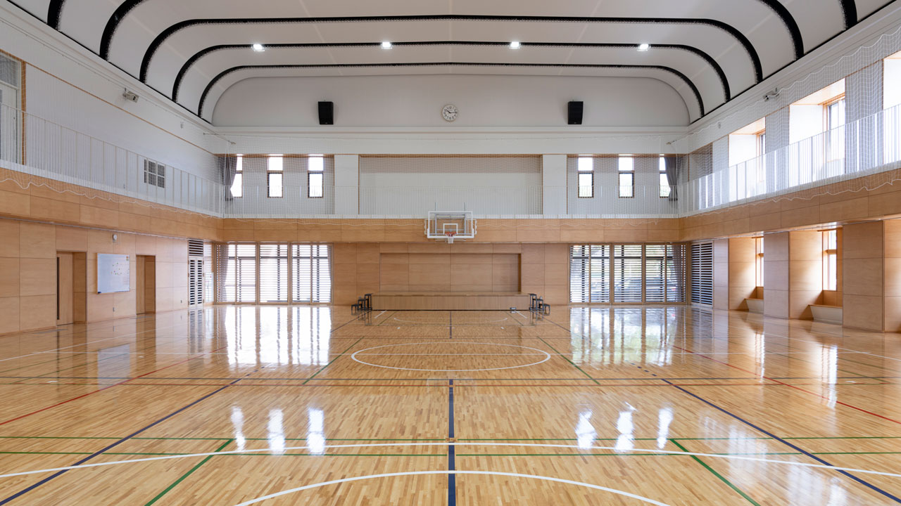 弘前市立石川小・中学校等複合施設 アリーナ2